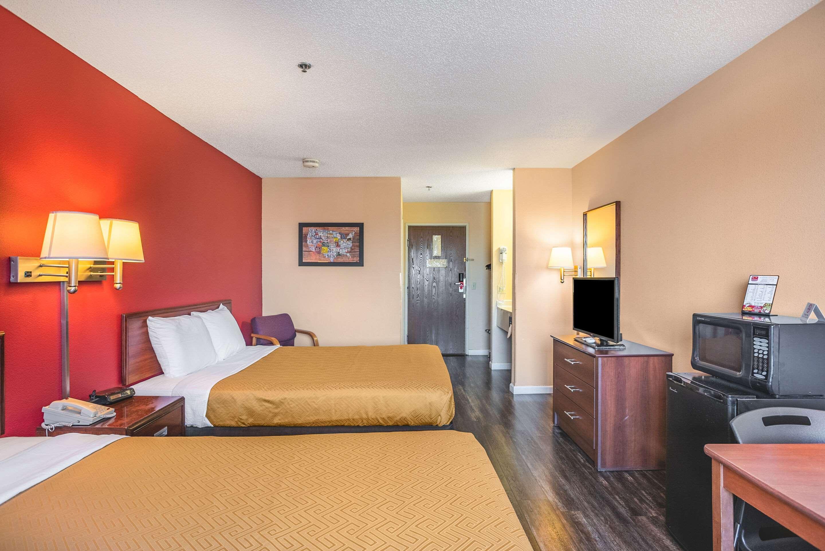 Econo Lodge Princeton Exterior photo